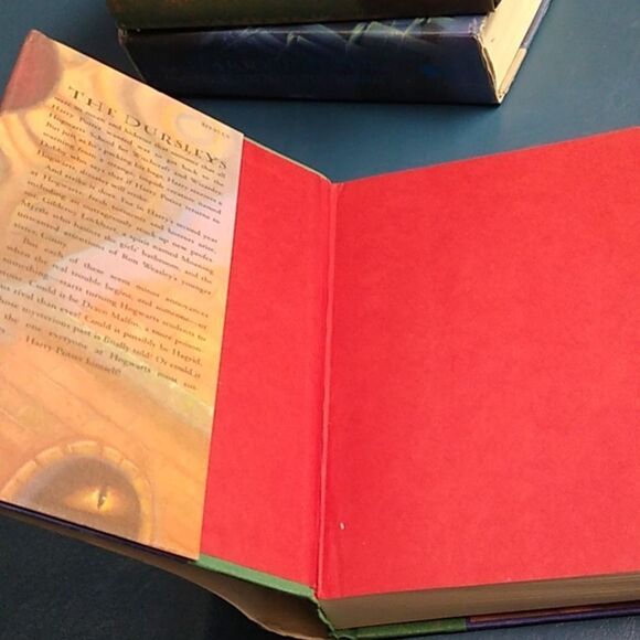 Harry Potter and the Chamber of Secrets Book - Picture 2 of 6